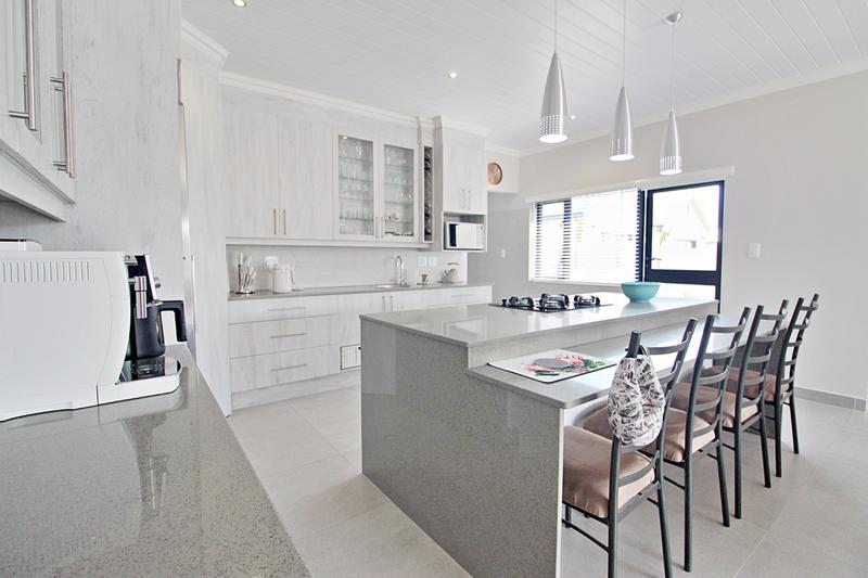 3 Bedroom Property for Sale in Reebok Western Cape